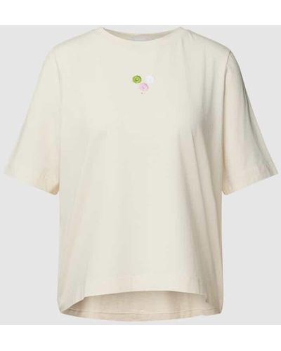 ARMEDANGELS T-Shirt mit floralem Stitching Modell 'LAYAA DELIGHT' - Natur