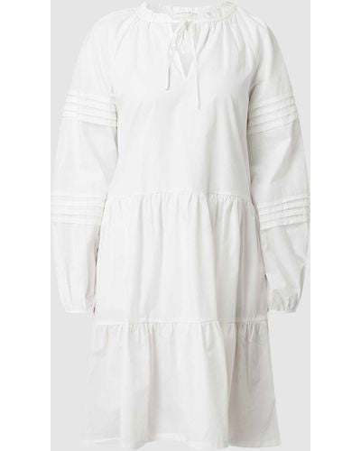 Rosemunde Kleid mit Biesen - Weiß