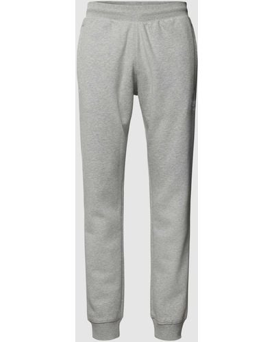 adidas Originals Sweatpants mit Label-Stitching Modell 'ESSENTIALS' - Grau