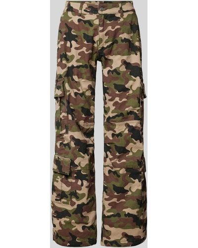 Review Baggy Fit Cargohose mit Camouflage-Muster - Mehrfarbig