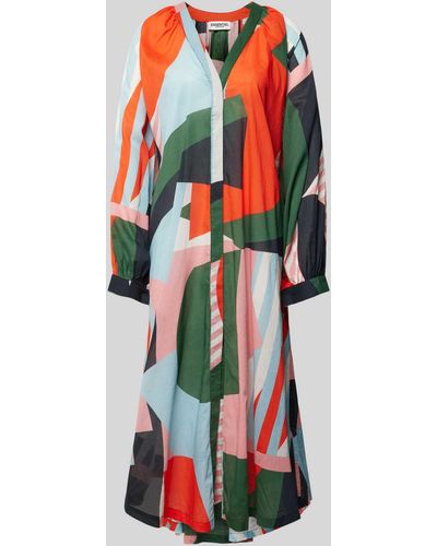 Essentiel Antwerp Knielanges Kleid mit grafischem Muster - Weiß