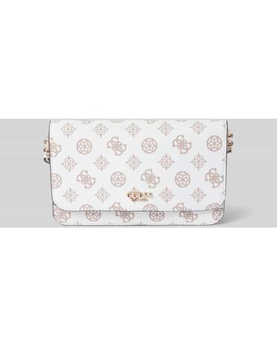 Guess Crossbody Bag mit Allover-Label-Print Modell 'LORALEE' - Weiß