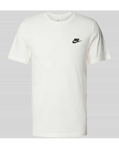 Nike T-Shirt mit Logo-Stitching - Weiß