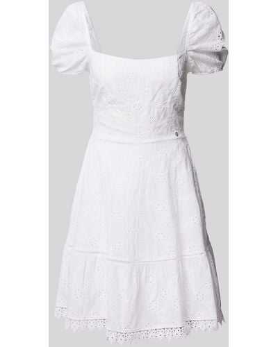 Guess Brautkleid mit Lochmuster - Weiß