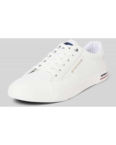 Tom Tailor Sneaker in unifarbenem Design Modell 'Basic' - Weiß