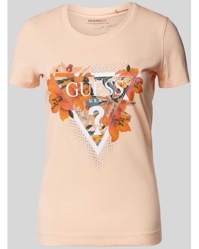 Guess T-Shirt mit Label- und Motiv-Print Modell 'TROPICAL TRIANGLE' - Pink