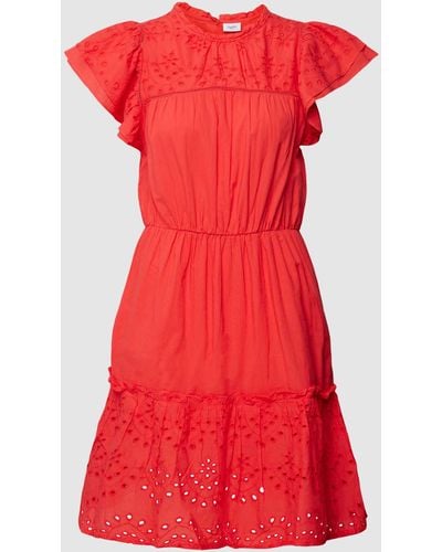 Saint Tropez Knielanges Kleid mit Lochstickerei Modell 'Tilly' - Rot