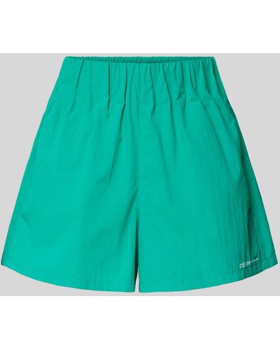 Tom Tailor High Waist Shorts mit Label-Print - Grün