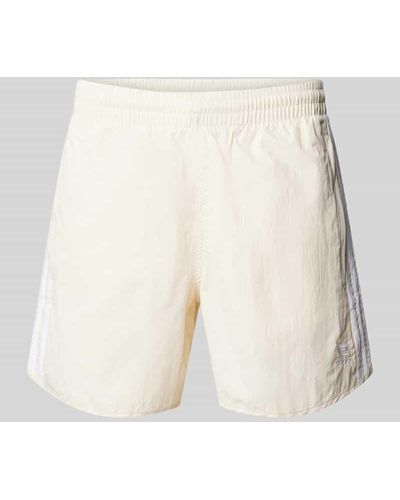 adidas Originals Regular Fit Shorts mit elastischem Bund Modell 'SPRINTER' - Weiß