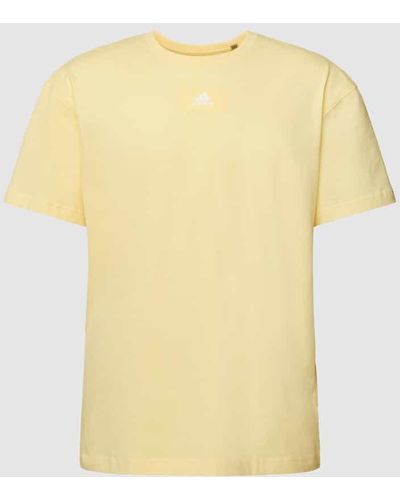 adidas T-Shirt mit Logo-Print - Gelb