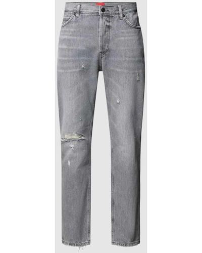 HUGO Tapered Fit Jeans im Destroyed-Look - Grau