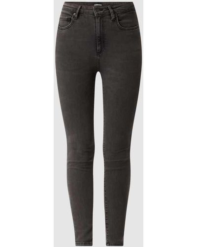 ARMEDANGELS Skinny Fit Jeans mit 5-Pocket-Design Modell 'Tillaa X Stretch' - Grau