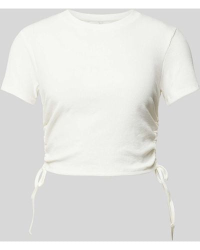 ONLY Cropped T-Shirt mit Schleifen-Details Modell 'AMY' - Weiß