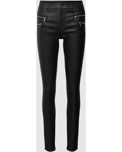 Vero Moda Slim Fit Hose in Leder-Optik Modell 'SEVEN' - Schwarz