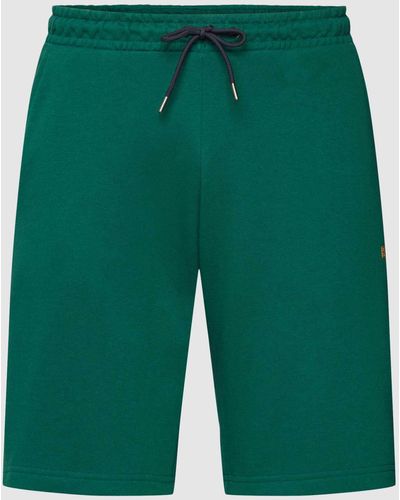 Christian Berg Men Shorts mit seitlichen Eingrifftaschen - Grün
