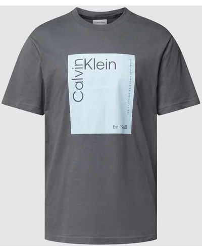 Calvin Klein T-Shirt mit Label-Print - Grau
