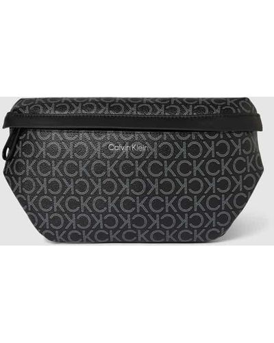 Calvin Klein Handtasche mit Logo-Muster - Grau