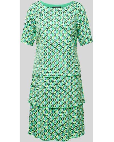 Betty Barclay Knielanges Kleid mit Allover-Print - Grün