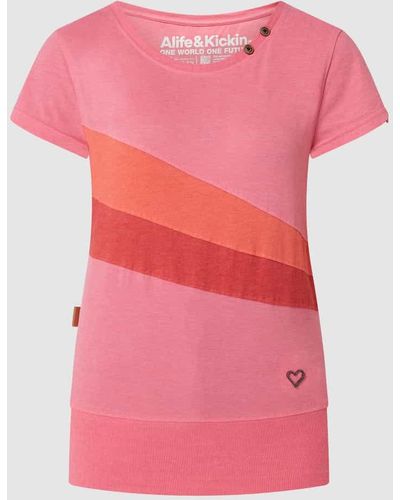 Alife & Kickin T-Shirt mit Kontraststreifen Modell 'Clea' - Pink