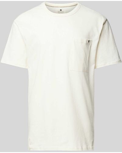 Anerkjendt T-Shirt mit Brusttasche Modell 'AKRUNE' - Natur