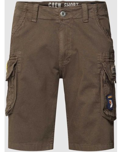 Alpha Industries Bermuda Met Labeldetails - Groen