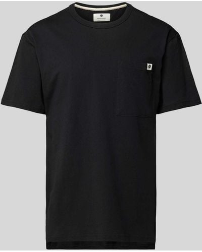 Anerkjendt T-Shirt mit Brusttasche Modell 'AKRUNE' - Schwarz