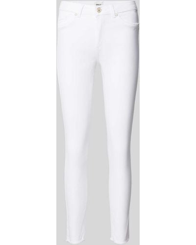 ONLY Slim Fit Jeans mit ausgefransten Beinabschlüssen Modell 'BLUSH' - Weiß