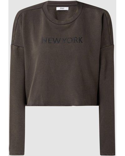 ONLY Cropped Sweatshirt mit City-Print Modell 'Haley' - Schwarz