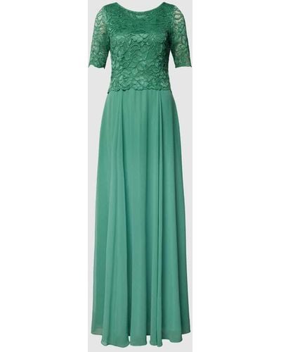 Vera Mont Abendkleid mit Lochmuster - Grün