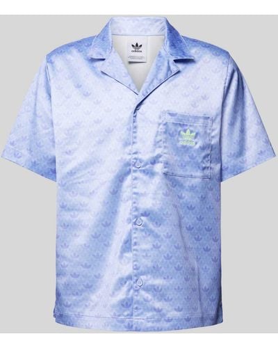 adidas Originals Regular Fit Freizeithemd mit Allover-Logo-Print - Blau
