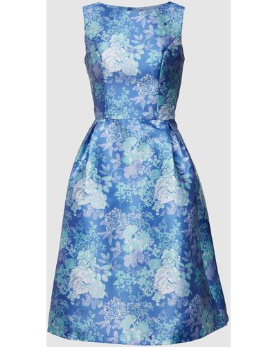 Chi Chi London Cocktailjurk Met Gebloemd All-over Motief - Blauw