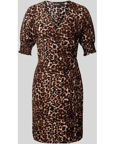 Pieces Knielanges Wickelkleid mit Animal-Print Modell 'TALA' - Natur