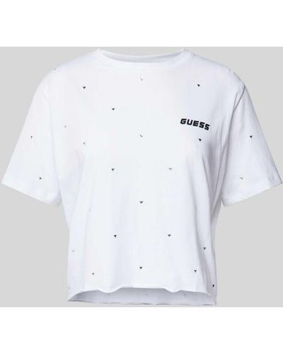 Guess Cropped T-Shirt mit Ziersteinbesatz Modell 'SKYLAR' - Weiß