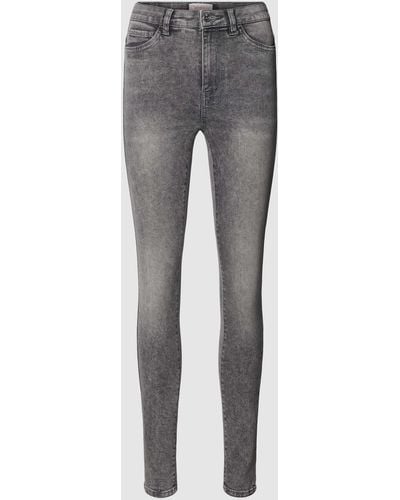 ONLY Skinny Fit Jeans mit Eingrifftaschen Modell 'ROSE' - Grau