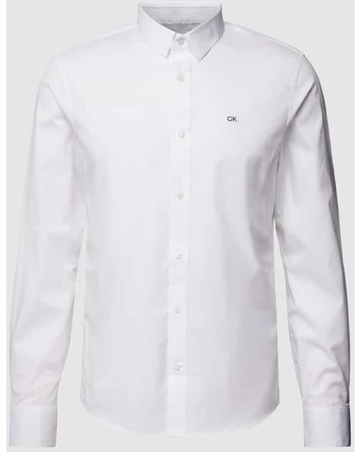 Calvin Klein Slim Fit Business-Hemd mit Kentkragen Modell 'POPLIN' - Weiß