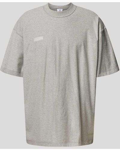 Vetements Oversized T-Shirt mit Label-Detail - Mehrfarbig