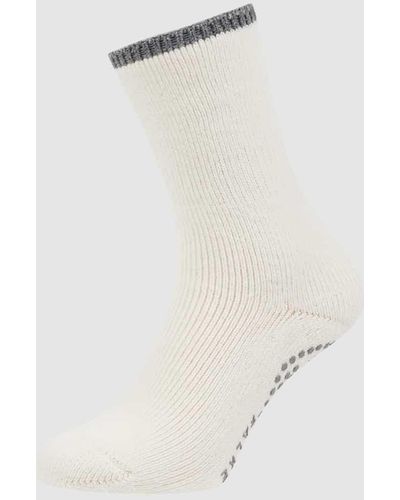 FALKE Socken mit Anti-Slip-System Modell Cuddle Pads - Natur