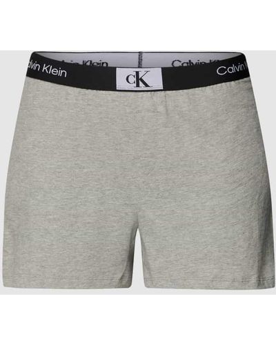 Calvin Klein Shorts mit Label-Details - Grau