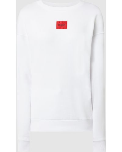 HUGO Regular-Fit Sweatshirt aus Baumwolle mit rotem Logo-Etikett - Weiß