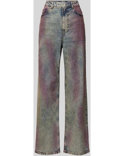 Review Straight Fit Jeans mit Label-Patch - Grau