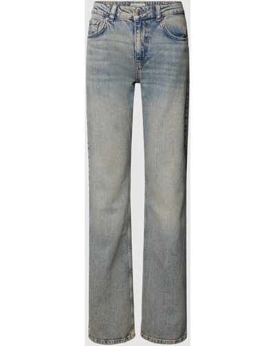 Gina Tricot Flared Jeans im 5-Pocket-Design - Grau
