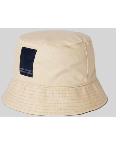 Armani Exchange Bucket Hat mit Label-Badge - Natur
