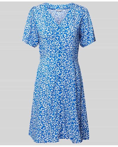 ONLY Hemdblusenkleid aus Viskose mit V-Ausschnitt Modell 'EVIDA' - Blau