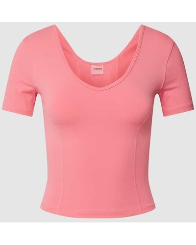 Guess Cropped T-Shirt mit Steppnähten Modell 'BIRGIT ACTIVE CROP TOP' - Pink
