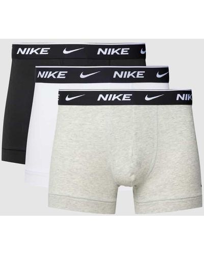Nike Trunks mit elastischem Logo-Bund - Schwarz