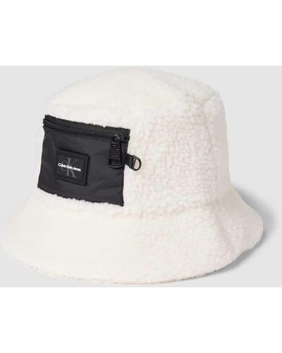 Calvin Klein Bucket Hat mit Label-Patch - Weiß
