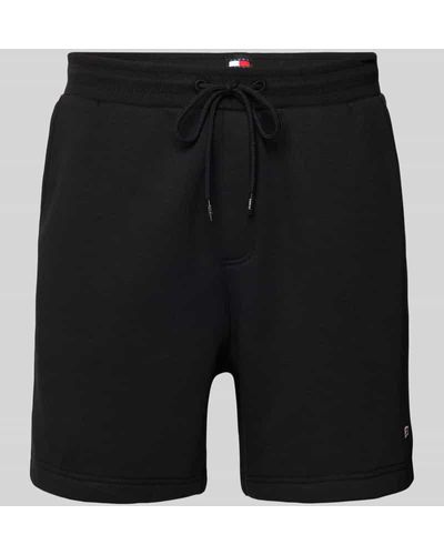 Tommy Hilfiger Regular Fit Sweatshorts mit Logo-Stitching Modell 'BEACH' - Schwarz