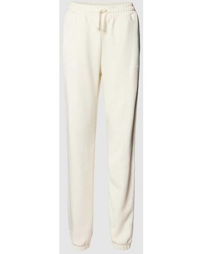 TheJoggConcept Sweatpants mit elastischem Bund Modell 'SAKI' - Weiß