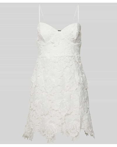 Gina Tricot Minikleid mit Spitzenbesatz Modell 'Bloom' - Weiß