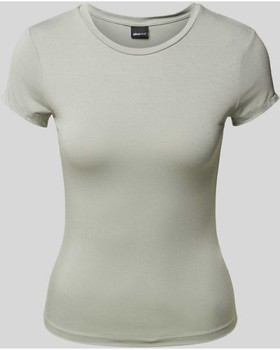 Gina Tricot T-Shirt mit geripptem Rundhalsausschnitt - Grau